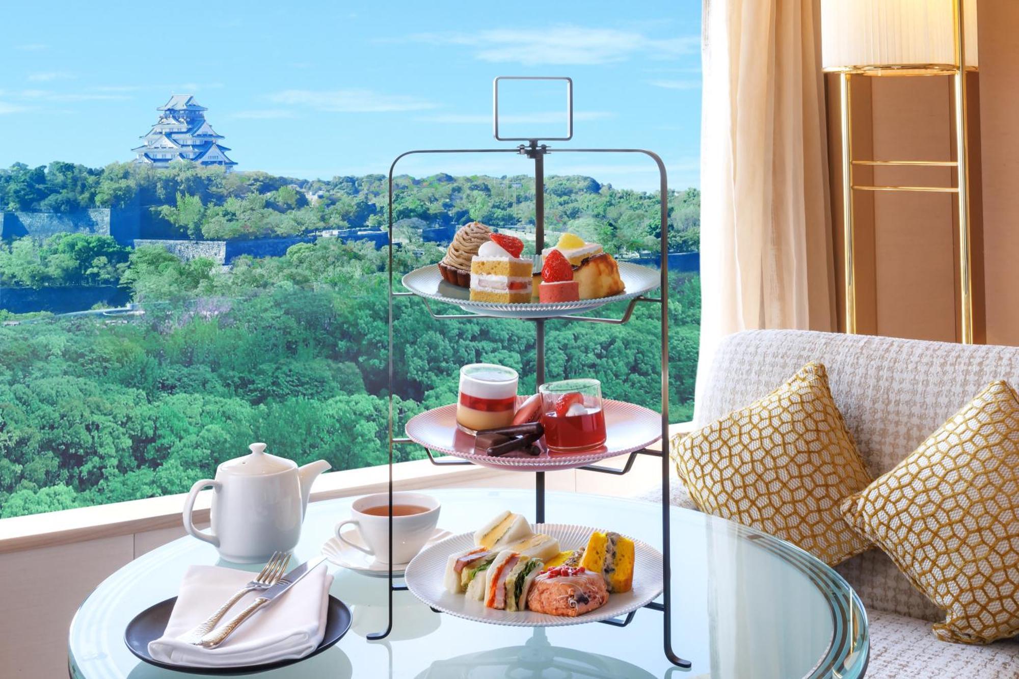 Hotel New Otani Osaka Bagian luar foto Afternoon tea at the Tokyo Bay Hilton