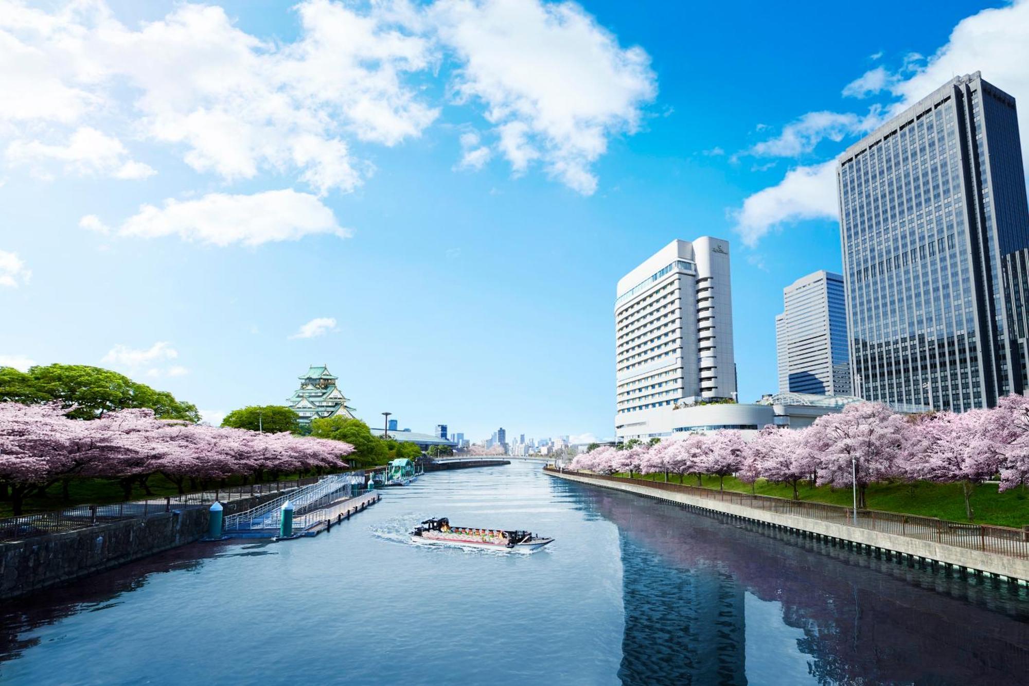 Hotel New Otani Osaka Bagian luar foto The Sumida River in Sumida, Tokyo